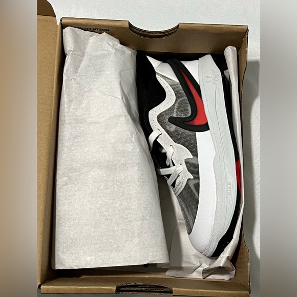 Nike Kyrei 8 TD white university red basketball sneakers shoe size 9C - Picture 12 of 12